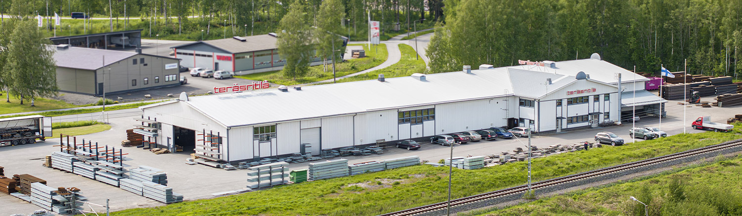 Ilmakuva Suomen Teräsritilän tiloista Porissa